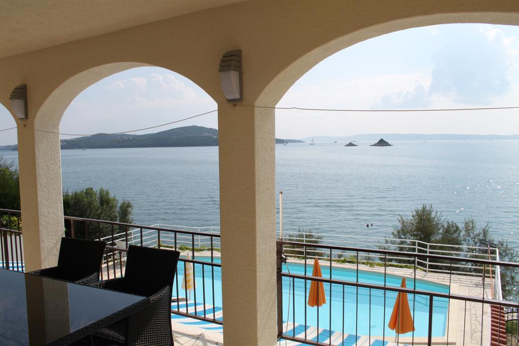 Apartments Villa Marija Сегет-Враница Экстерьер фото