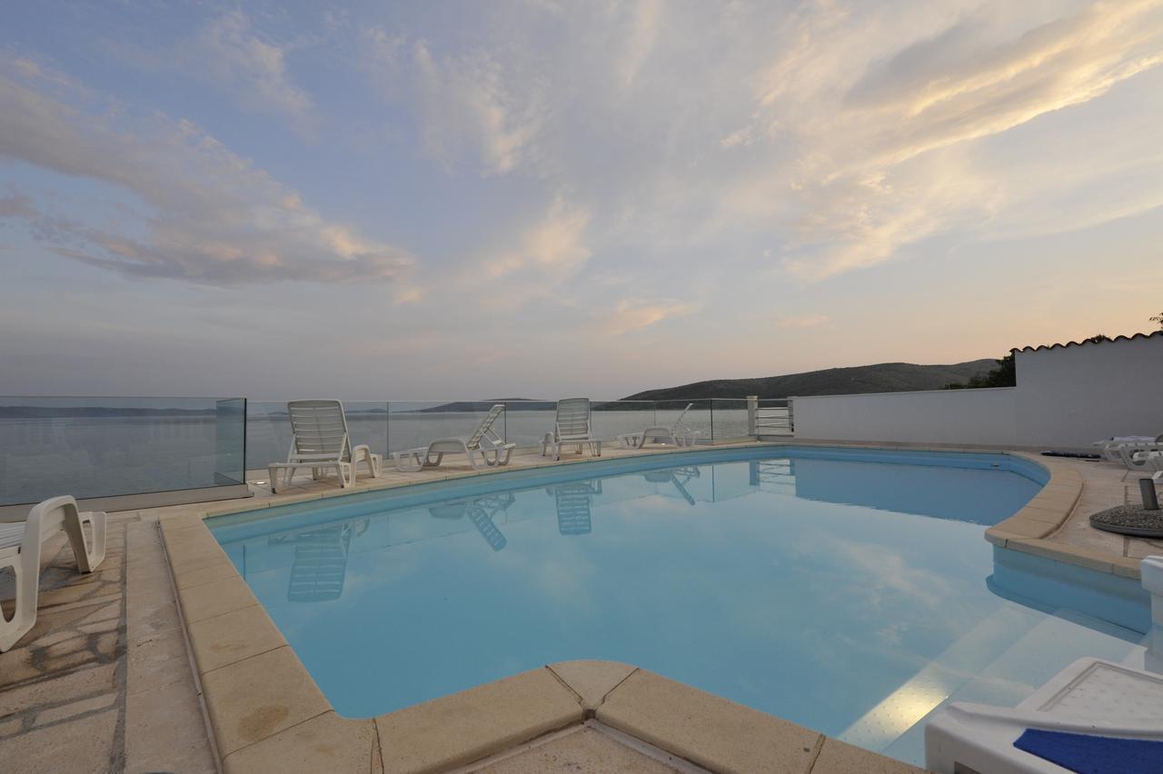Apartments Villa Marija Сегет-Враница Экстерьер фото